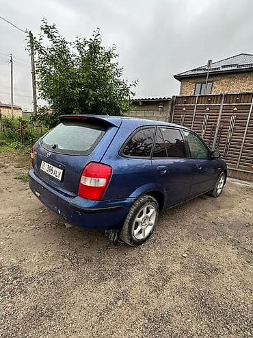 Транспорт: Mazda 323: 2001 г., 1.6 л, Кол менен иштөөчү, Бензин, Хетчбек — 6
