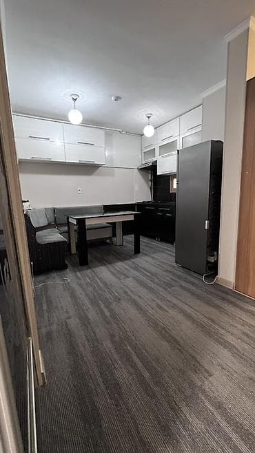 секционные квартиры: 2 комнаты, 48 м², 2 этаж, Косметический ремонт — 1