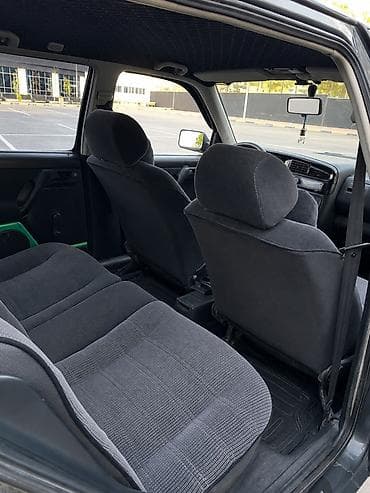 симерка 07: Volkswagen Vento: 1993 г., 1.8 л, Механика, Бензин, Седан — 9
