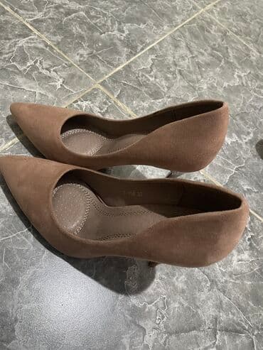 туфли беж цвет: Размер: первые 5 фото 35-36 
6-10 фото 36 
11 фото 37 — 2