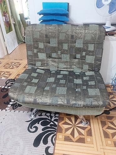 детский раскладной диван: Продаются 3 дивана — 2