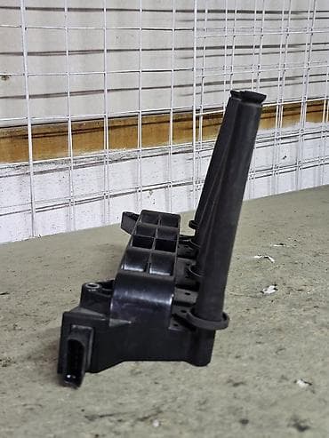 jaguar type c: Катушка зажигания Peugeot 2002 г., Б/у, Оригинал, Германия — 4