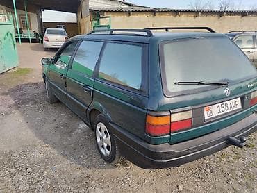 v klass: Volkswagen Passat: 1991 г., 1.8 л, Ручные, Бензин, Универсал — 4
