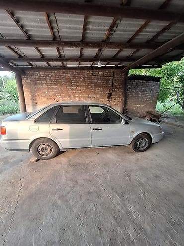 Продажа авто: Volkswagen Passat: 1994 г., 2 л, Механика, Седан — 5