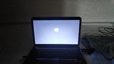 hdmi: Ноутбук с установленной Windows и рабочим экраном. Классический 15–16" — 1