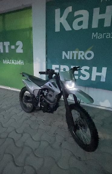 горные мотоциклы: Продаю Эндро 300 кубов без вложении всё работает покрышки новые — 3