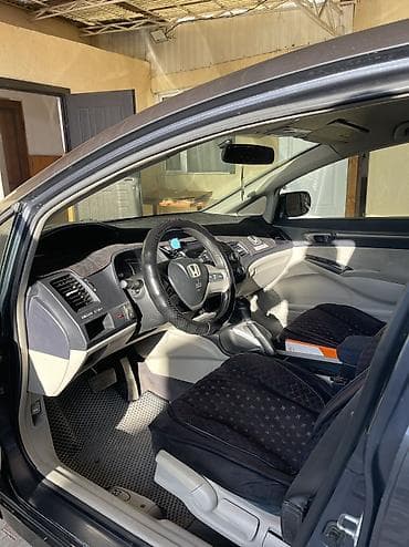 зимние шины в бишкеке: Honda Civic: 2005 г., 1.3 л, Автомат, Гибрид, Седан — 8