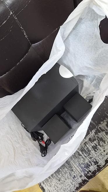 Стол компьютерлери жана комлектөөчүлөр: Акустическая система Microlab M-223 (2.1) - Формат: 2.1 — сабвуфер + — 1