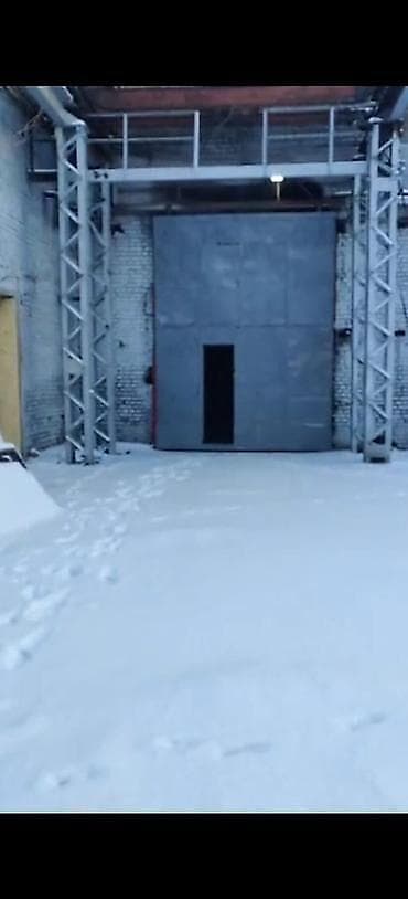 Коммерческая недвижимость: Фучика Сдается в аренду под склад итд Площадь:780м2 Цена: 400сом — 1