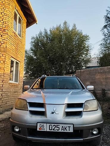 Mitsubishi Outlander: 2003 г., 2 л, Механика, Газ, Внедорожник at lalafo.kg Mitsubishi Outlander: 2003 г., 2 л, Механика, Газ, Внедорожник