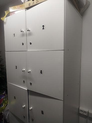 ящики пластик: Шкаф для раздевалки, Б/у, ЛДСП — 3