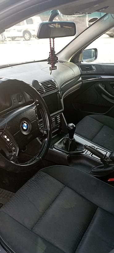 Унаа: BMW 5 series: 2003 г., 2.2 л, Кол менен иштөөчү, Бензин, Седан — 6