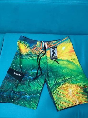 Шорты для купания Billabong.Австралийский бренд.Новые.Размер 38.Длина