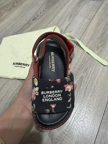 Детская обувь: Сандалии Burberry для детей - Оригинальный дизайн Burberry: логотип — 2