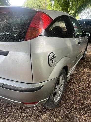 byd e5: Ford Focus: 1997 г., 2 л, Механика, Бензин, Купе — 4
