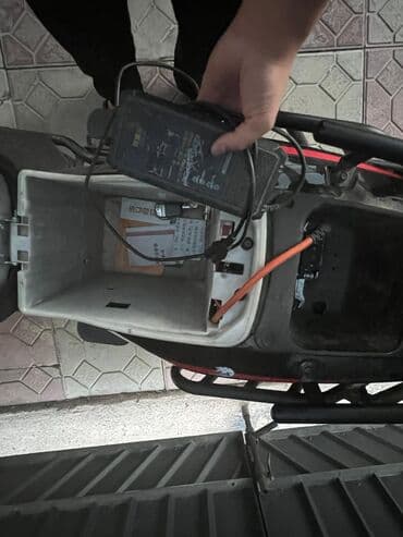 купить трехколесный электроскутер бу: Единственная в Бишкеке. Электроскутер. Не в рабочем состоянии ремонт — 5