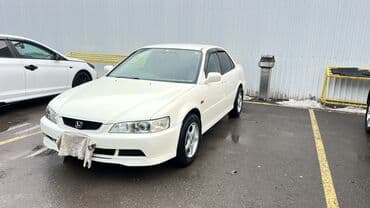 Honda Accord: 2002 г., 2 л, Автомат, Газ, Седан