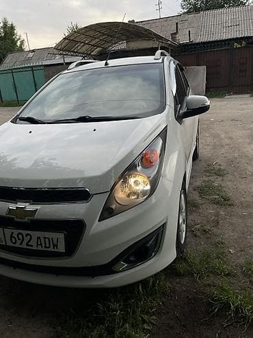 shevralet spark: Chevrolet Spark: 2015 г., 1 л, Вариатор, Бензин, Хэтчбэк — 1