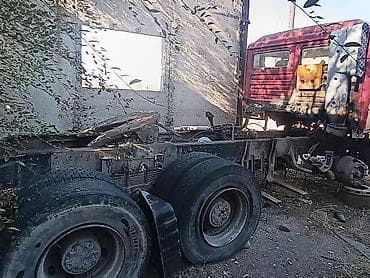 Топливные баки: Кабина Shacman — 6