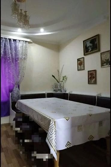 small table: Кухонный стол и стул, Б/у, цвет - Коричневый — 1