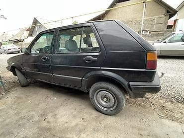 гетз 2: Volkswagen Golf: 1988 г., 1.8 л, Механика, Бензин, Хэтчбэк — 4