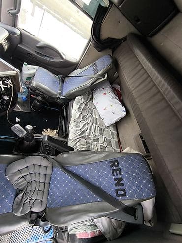 прицеп скиф купить: Тягач, Renault, 2003 г., Шторный — 7