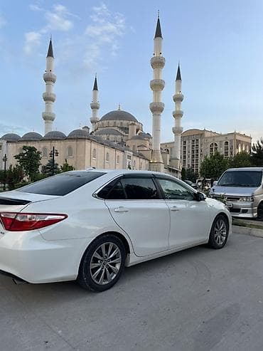 corolla 2004: Toyota Camry: 2015 г., 2.5 л, Автомат, Гибрид, Седан — 5