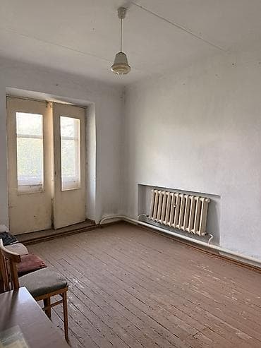 3 комнаты, 70 м², Сталинка, 1 этаж, Требуется ремонт — 6
