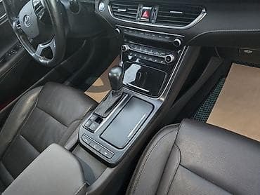 Hyundai Grandeur: 2019 г., Автомат, Бензин, Седан — 7