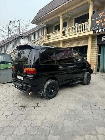 продаю митсубиси делика: Mitsubishi Delica: 1994 г. — 5