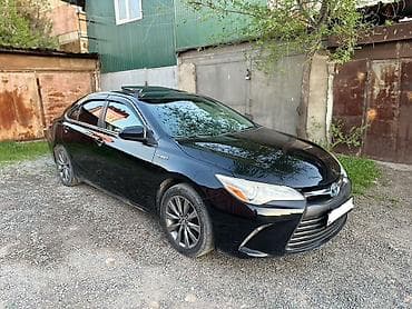 сткл: Toyota Camry: 2015 г., Гибрид, Седан — 3