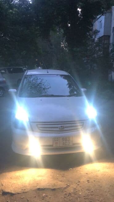 обмен на хонда: Honda That S: 2002 г., 2 л, Автоматтык, Бензин, Вэн/Минивэн — 1
