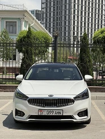 хендай венуе: Kia K7: 2018 г. — 3