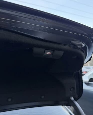 срочно продам авто в связи с переездом: Toyota Camry: 2019 г., 2.5 л, Автомат, Бензин, Седан — 5