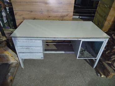 уголок на кухню цена: Продаем столы стеллажи журнальный столик=1000 сом. столы 3.5*1.75 — 7