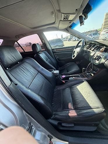 стробоскопы на авто: Honda Accord: 2001 г., 2.3 л, Автомат, Седан — 5