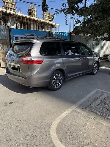 transporter multivan: Toyota Sienna: 2018 г., 3.5 л, Автомат, Бензин, Минивэн — 3