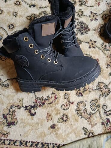 срочно продаю в связи с переездом: Мужские ботинки, 36, Новый, цвет - Черный, Самовывоз — 2