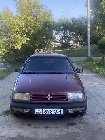 Продажа авто: Volkswagen Vento: 1993 г., 1.8 л, Механика, Седан — 2