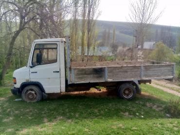 mers e220: Грузовик, Mercedes-Benz, Стандарт, Б/у — 1