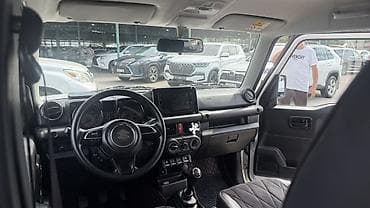 jet sky: Suzuki Jimny: 2023 г., 1.5 л, Механика, Бензин, Внедорожник — 4