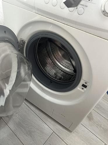 телевизор тв: Автоматическая стиральная машина Samsung WF0508NZW БУ с фронтальной — 3