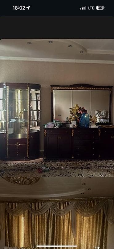Гарнитуры для зала: Гарнитур для зала, Б/у, Комод, Дерево, Самовывоз, цвет - Коричневый — 1