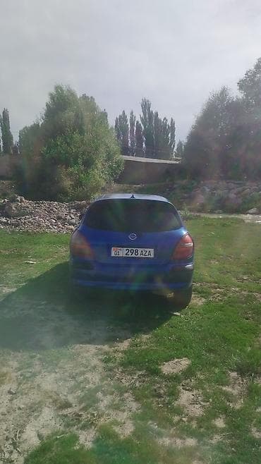 44 2: Nissan Almera: 2001 г., 1.8 л, Механика, Бензин, Хэтчбэк — 4