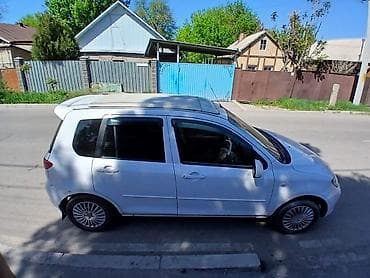 lexus 370: Mazda Verisa: 2004 г., 1.3 л, Автомат, Бензин, Хэтчбэк — 5