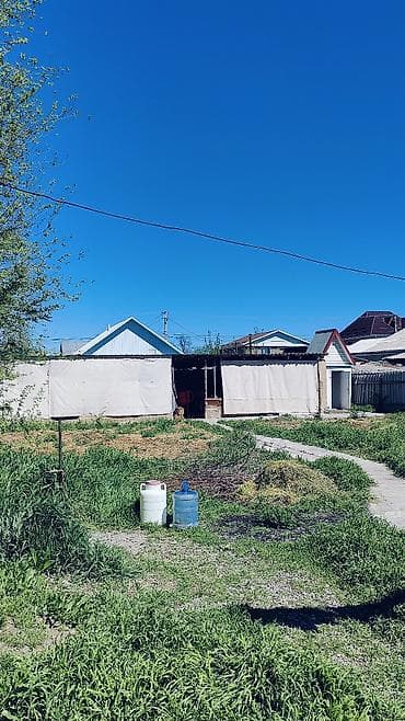 распашные варота: Продается дом в городе кара-балта участок 10 соток территория большая — 6