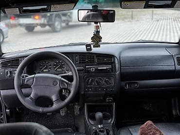 dodge chalanger: Volkswagen Vento: 1998 г., 2 л, Седан — 9
