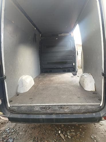 235 55 р18: Легкий грузовик, Mercedes-Benz — 9