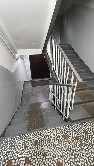 Квартиры: 1 комната, 32 м², 11 мкр 104 серия, 1 этаж — 10