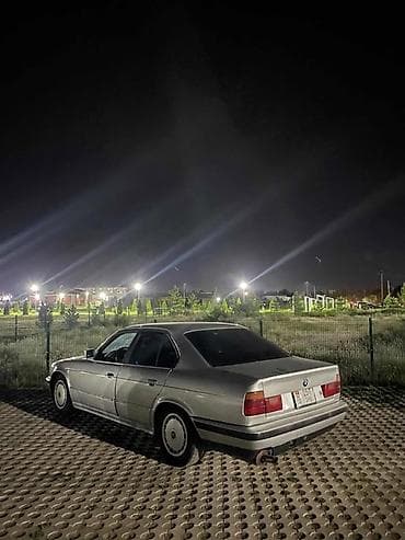 neta x: BMW 5 series: 1992 г., 2 л, Механика, Седан — 9